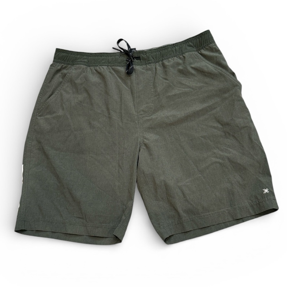 3/$10 ☀️Kenneth Cole | EUC Lightweight Quick Dry Shorts